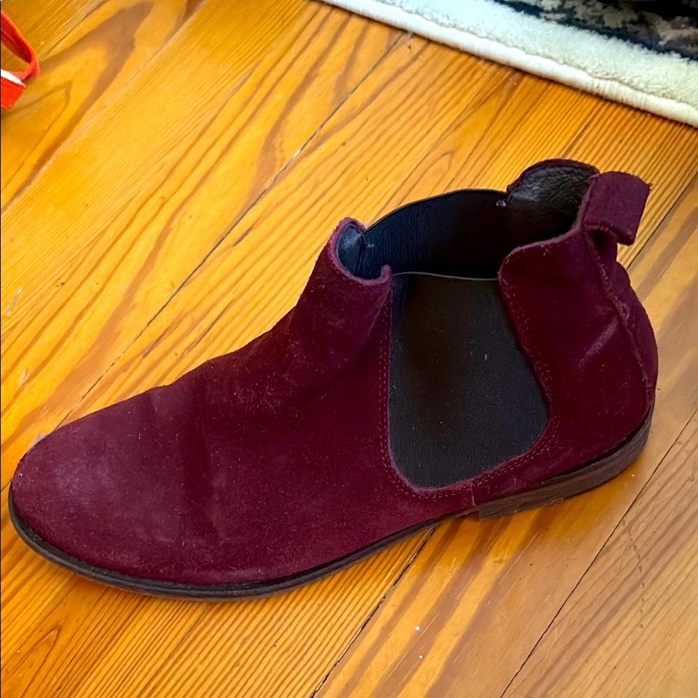 Wolverine Red and Black Chukka Boots with Suede Finish